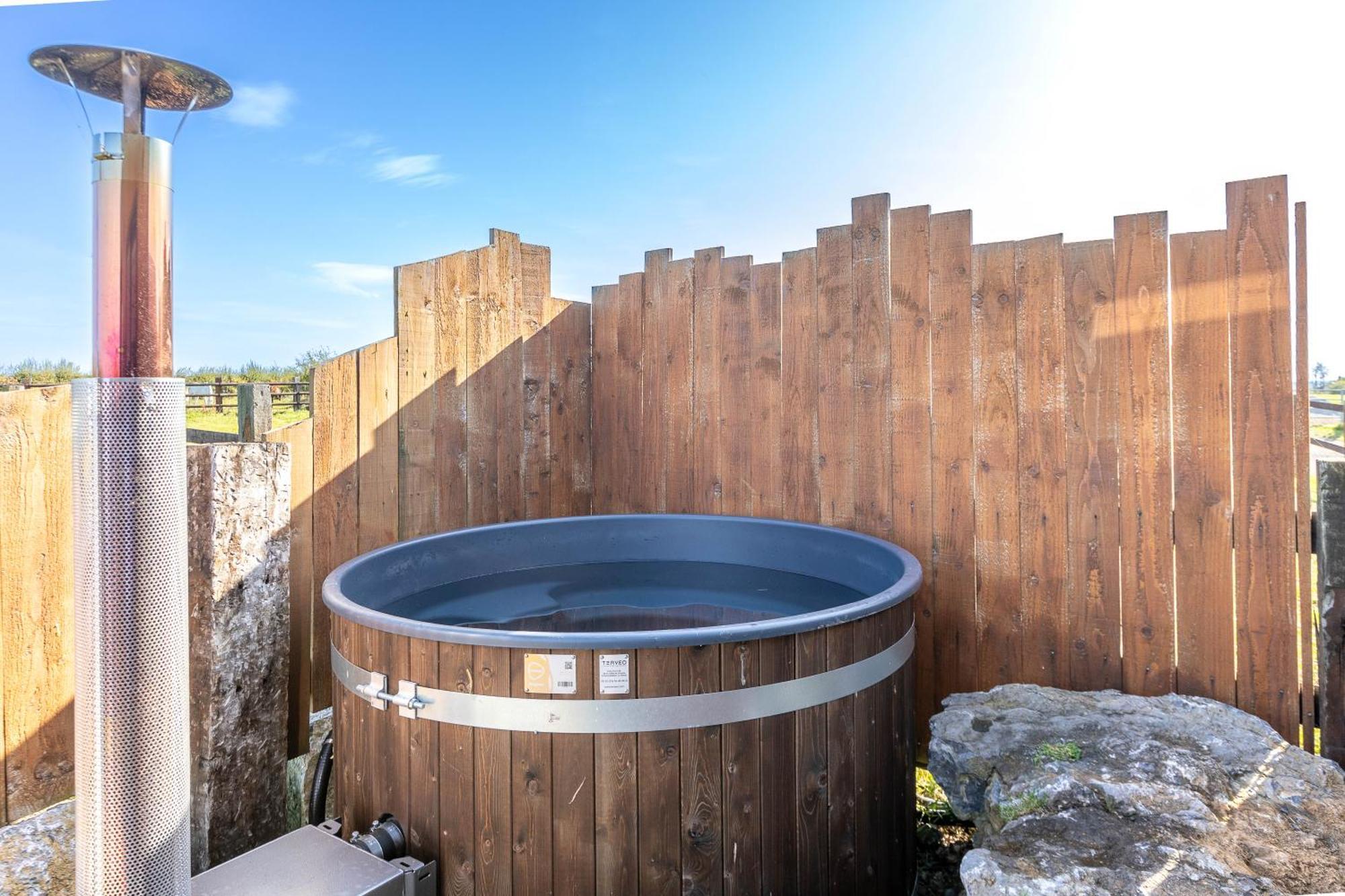 Les Tiny Du Pre Mathy - Logements Insolites Avec Jacuzzi A Profondeville Zewnętrze zdjęcie